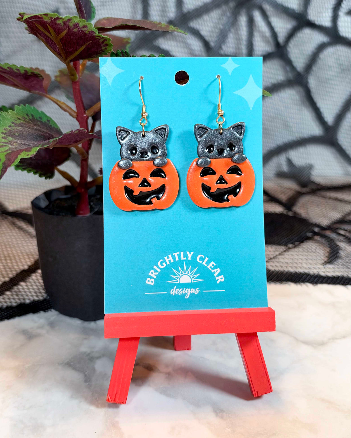 Jack-o'-Lantern Peekaboo Cat Earrings