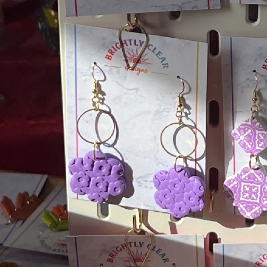 Lavender Daisy Earrings